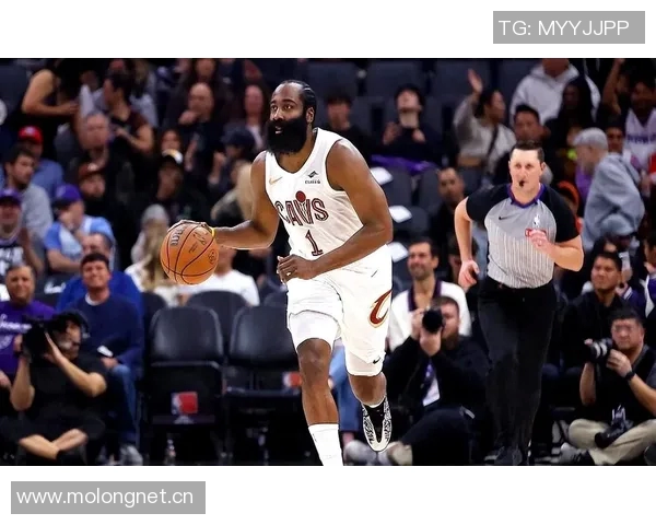 骑士逆转掘金，哈登加盟后球队更强硬了，第四节关键时刻展现绝杀能力，哈登更想赢球了